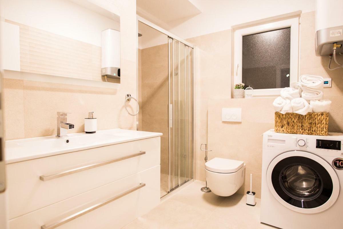 Apartments Cambio Kaštela 外观 照片