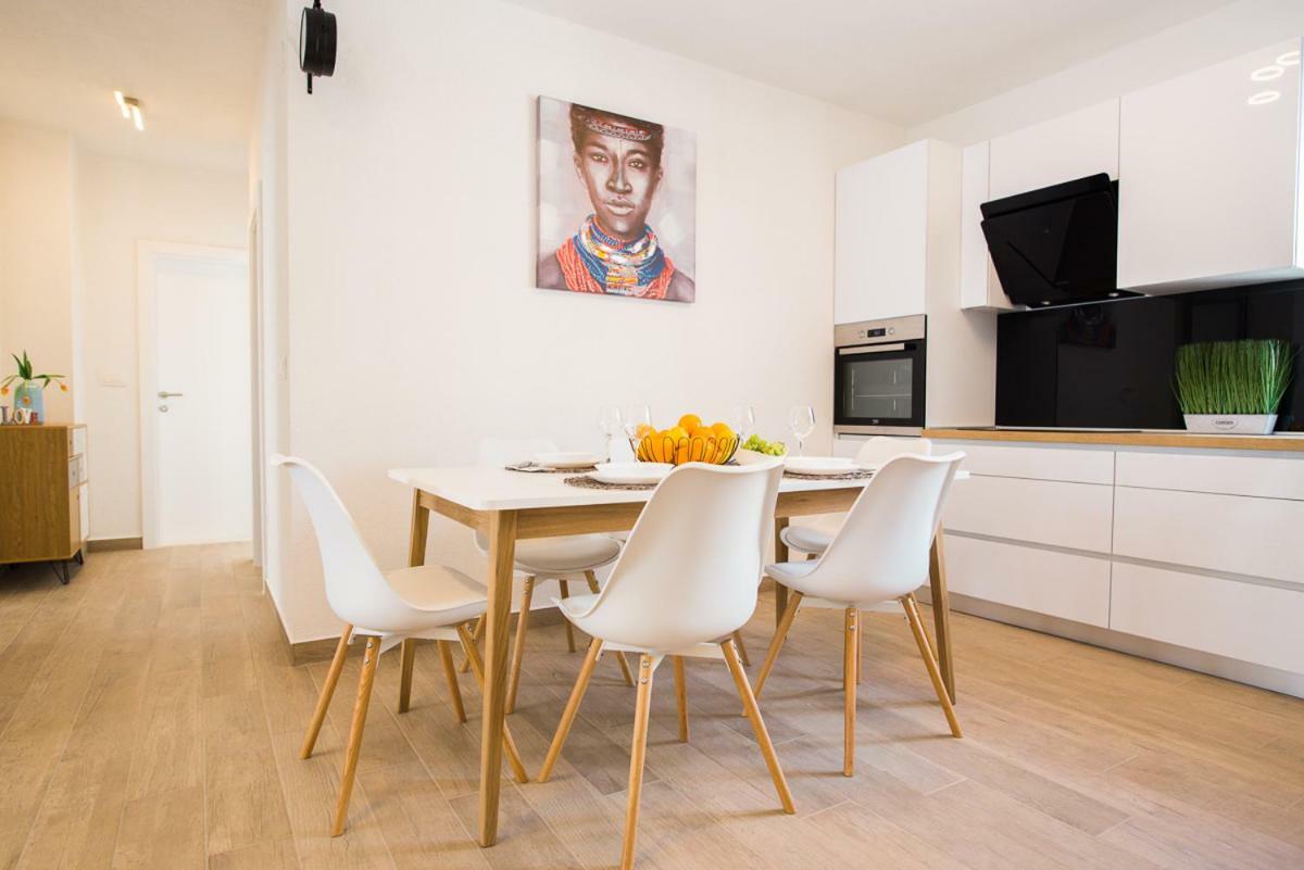 Apartments Cambio Kaštela 外观 照片